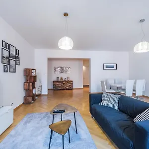 Wishlist Old Residences - New Town Apartment Prag